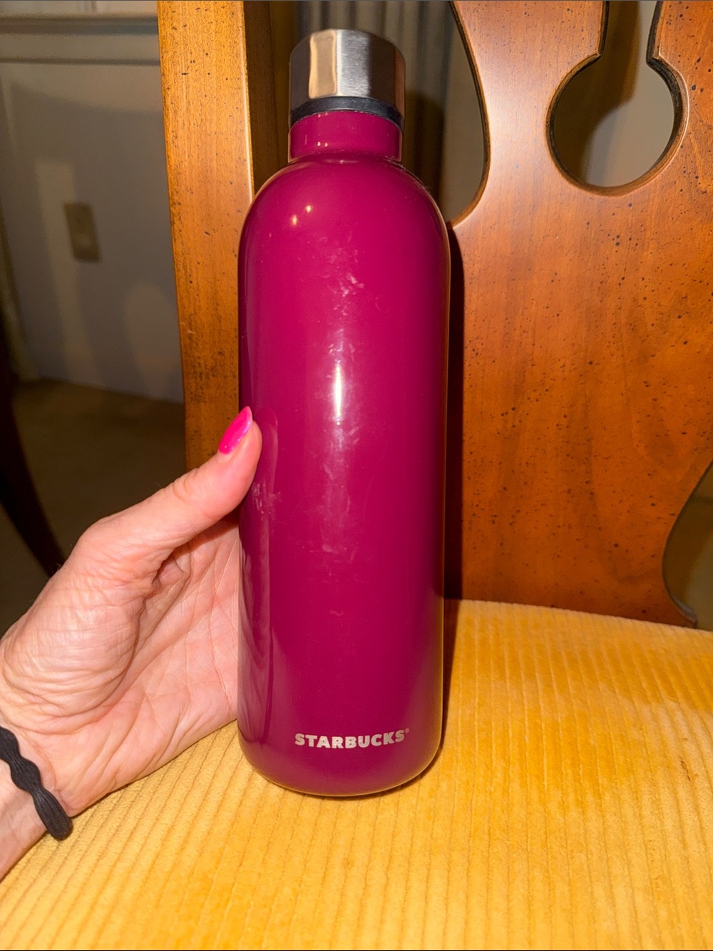 Starbucks Burgundy Stainless Steel Double Wall Water Bottle 20 Fl Oz